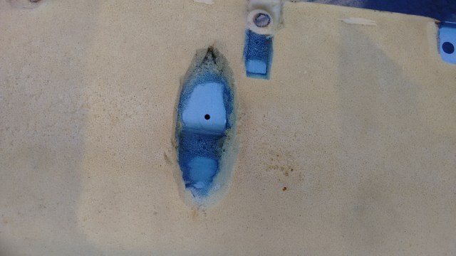 I masked off the foam and sprayed 'No Nonsense' galvanising paint on the steel