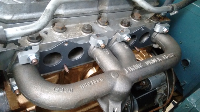 Fitting the manifold